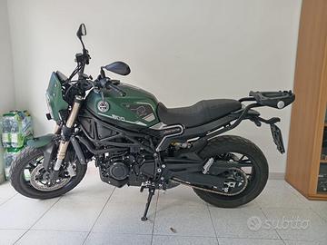 BENELLI LEONCINO 800