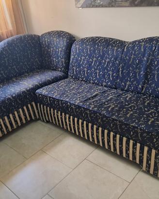 Divano letto Poltrona e tavolino da salotto