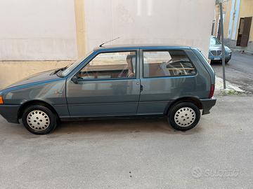 Fiat Uno 1000 fire