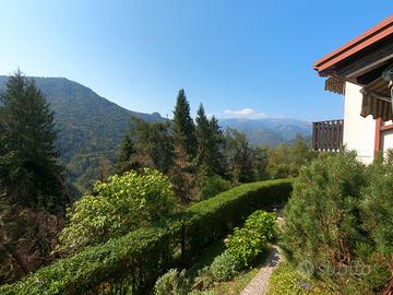 Villetta a schiera di testa