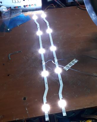 Retroilluminazione per tv samsung UE32N4302AK