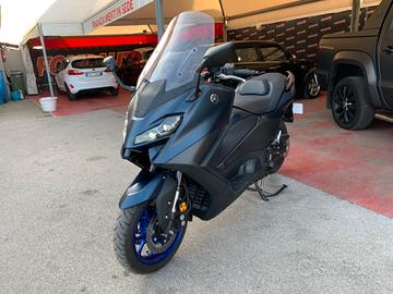 Yamaha T Max 560