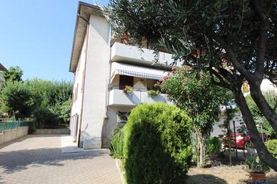 4 LOCALI A CASALGRANDE