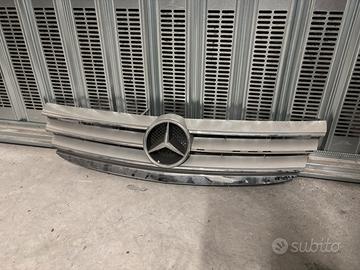 Griglia frontale mercedes classe A del 2007