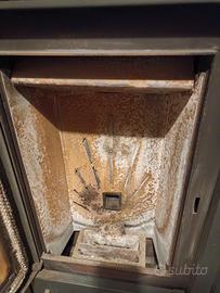 stufa pellet + 3 sacchi pellet