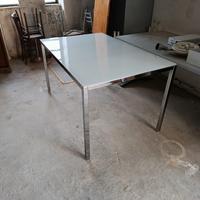 tavolo in vetro 
