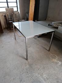tavolo in vetro 