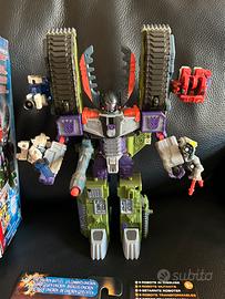 Transformers Armada Megatron + Mini-Cons