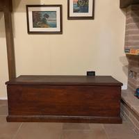Cassapanca in legno