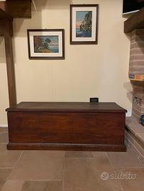 Cassapanca in legno
