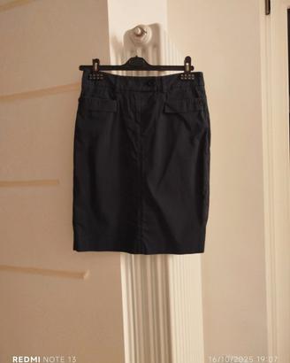 Gonna classica blu Aquascutum London