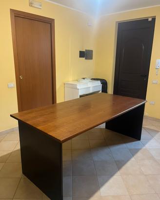Set scrivania + scrittoio in legno e ferro