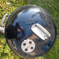 BBQ Weber 57 cm + telo copertura