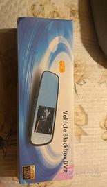 specchio retrovisore con telecamera