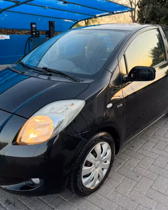 Toyota Yaris 1.4 D-4D 3P Navi UNICO PROPRIETARIO