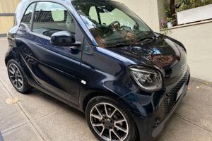 SMART FORTWO COUPE' EQ