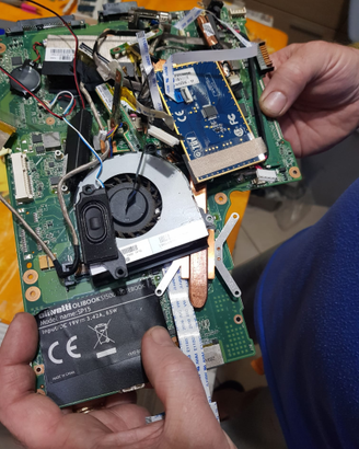 Vari pezzi Notebook Olivetti