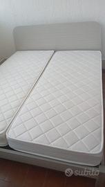 Struttura letto matrimoniale con materassi
