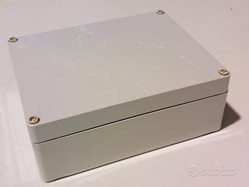 CASSETTA IN PLASTICA DIM 300X240X100 mm