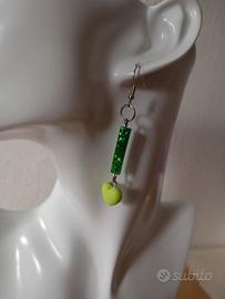 Orecchini fatti a mano resina verde glitter
