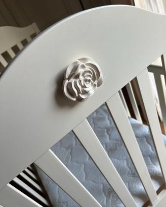 Lettino per neonato in legno bianco premium