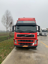 Trattore stradale Volvo FM 400