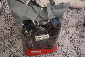 Borsa serbatoio Givi con antipioggia