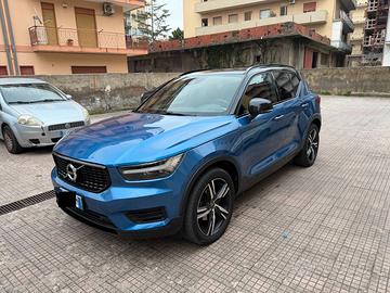 Volvo XC40 R-Design D3 Diesel - Full Optional