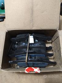 Pasticche auto anteriori Opel Meriva