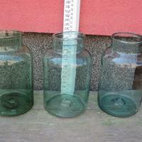 Contenitori depoca in vetro