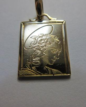 Medaglia  Madonna  oro 18 KT.