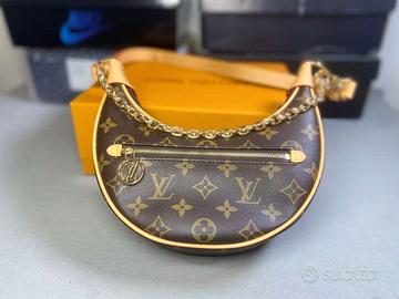 LOUIS VUITTON Loop