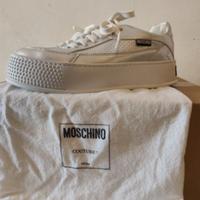 Scarpe Moschino