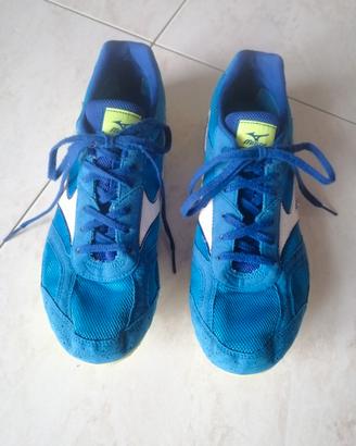 Scarpe chiodate/atletica Mizuno n. 42