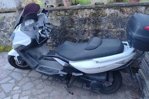 Kymco Xciting 300i - 2009