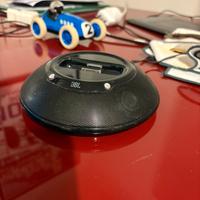 Stereo JBL a cavo e a pile.