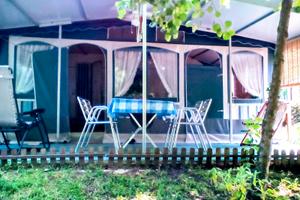 roulotte stanziale sul lago maggiore