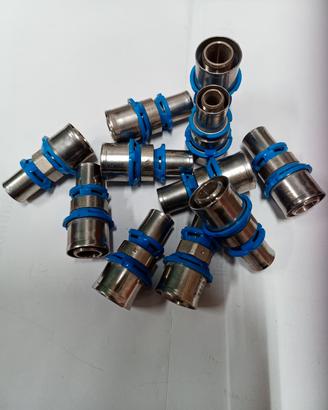giunzione 26x18 x tubo multistrato a pressare 