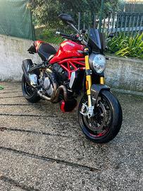 Ducati Monster 1200 S