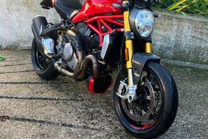 Ducati Monster 1200 S