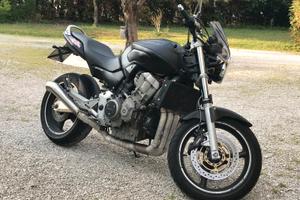 Honda Hornet 900