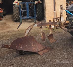 Aratro Monovomere Meccanico 