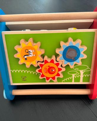 Triangolo multiattività di legno Hape
