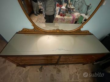 armadio e cassettiera retro