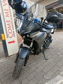 TRACER 7 ICON PERFORMANCE 2023 con BAULETTO