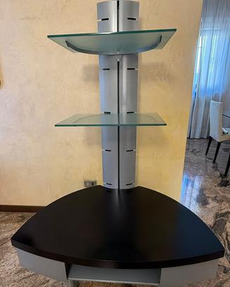 Mobile tv cattelan