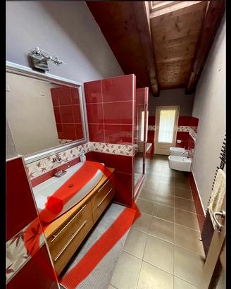 Mobile bagno in legno artigianale