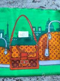 scampolo in seta Louis Vuitton 