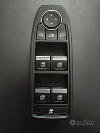 Pulsantiera interruttore alzacristalli Clio 5 / V