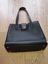 Borsa nera Furla con cerniera interna 27×35